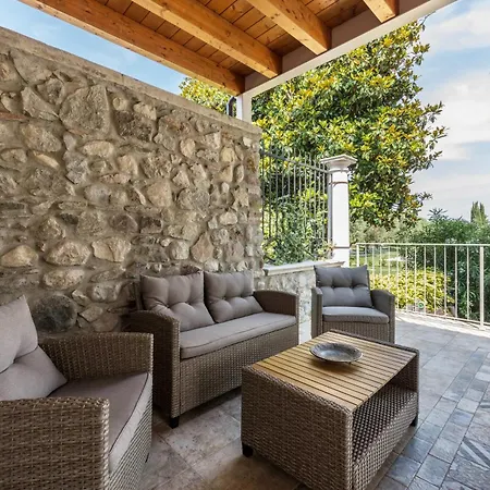 Abaye 3 Chianti Charm Adults Only