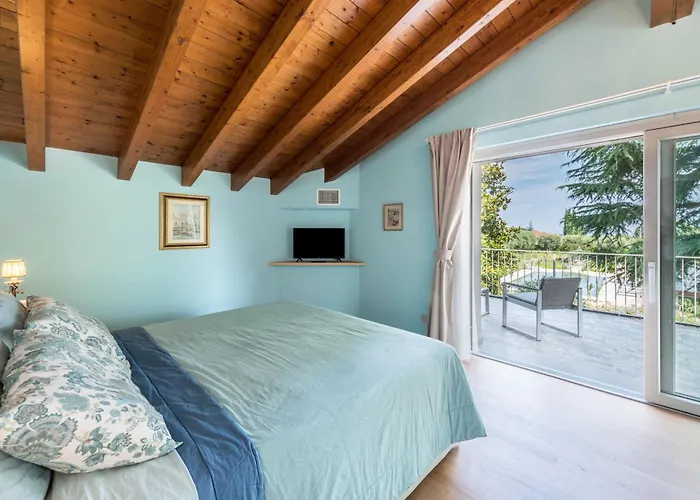 Abaye 3 Chianti Charm Adults Only *